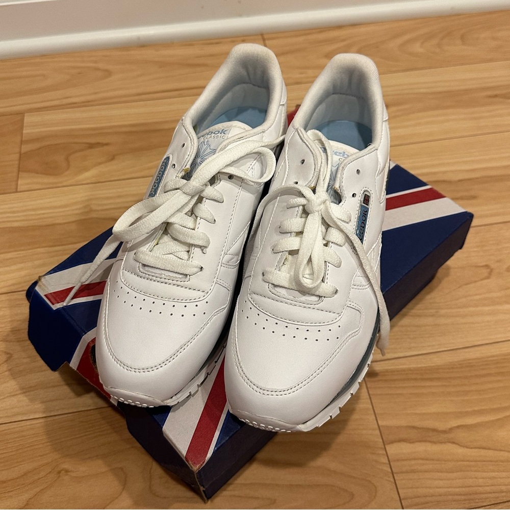 Reebok Classic Leather White Retro Sneakers Women Size 7.5 New With Box - Picture 2 of 7